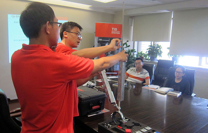 8b41155171.jpg 04.jpg