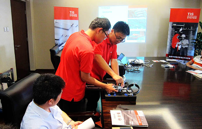 c3333377a1.jpg 03.jpg